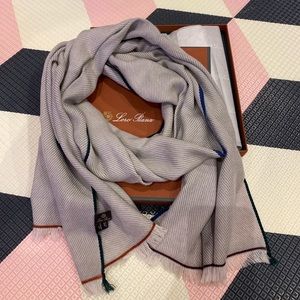 Loro Piana 100% Cashmere grey scarf bnib